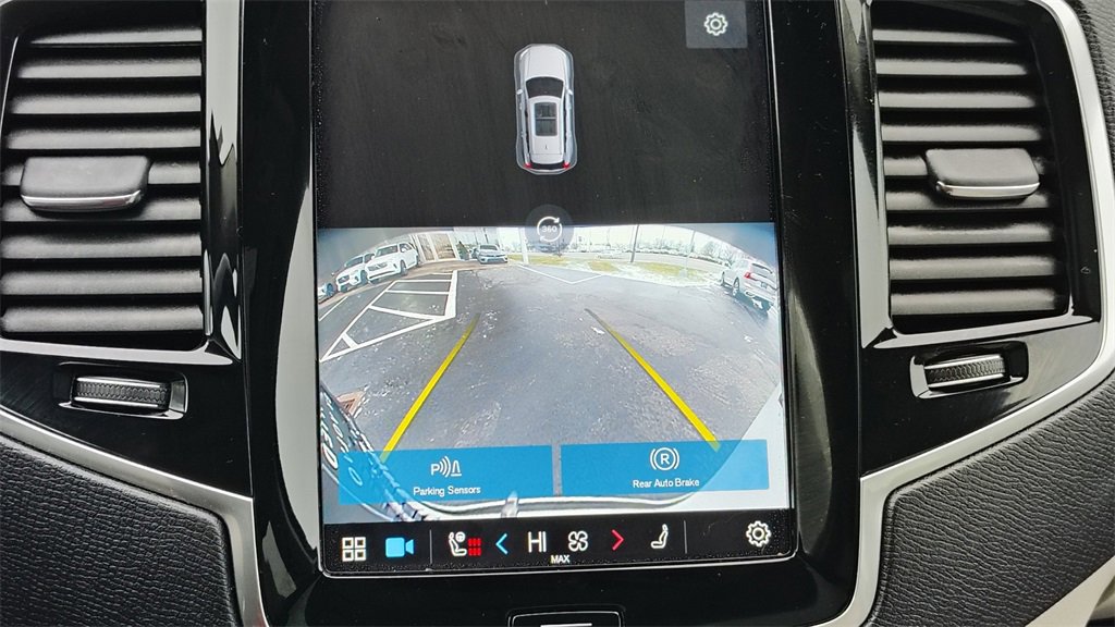 Certified 2023 Volvo XC90 B6 Plus image 22