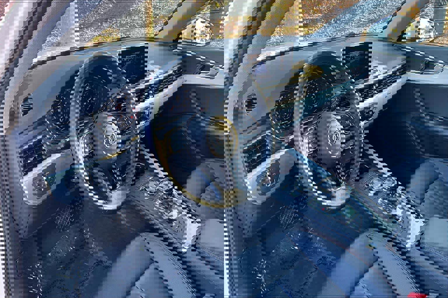 Used 2018 Audi A4 2.0T Premium image 17