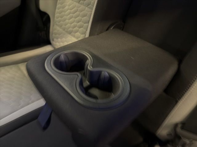 Used 2020 Chevrolet Equinox LS w/ LS Convenience Package image 13