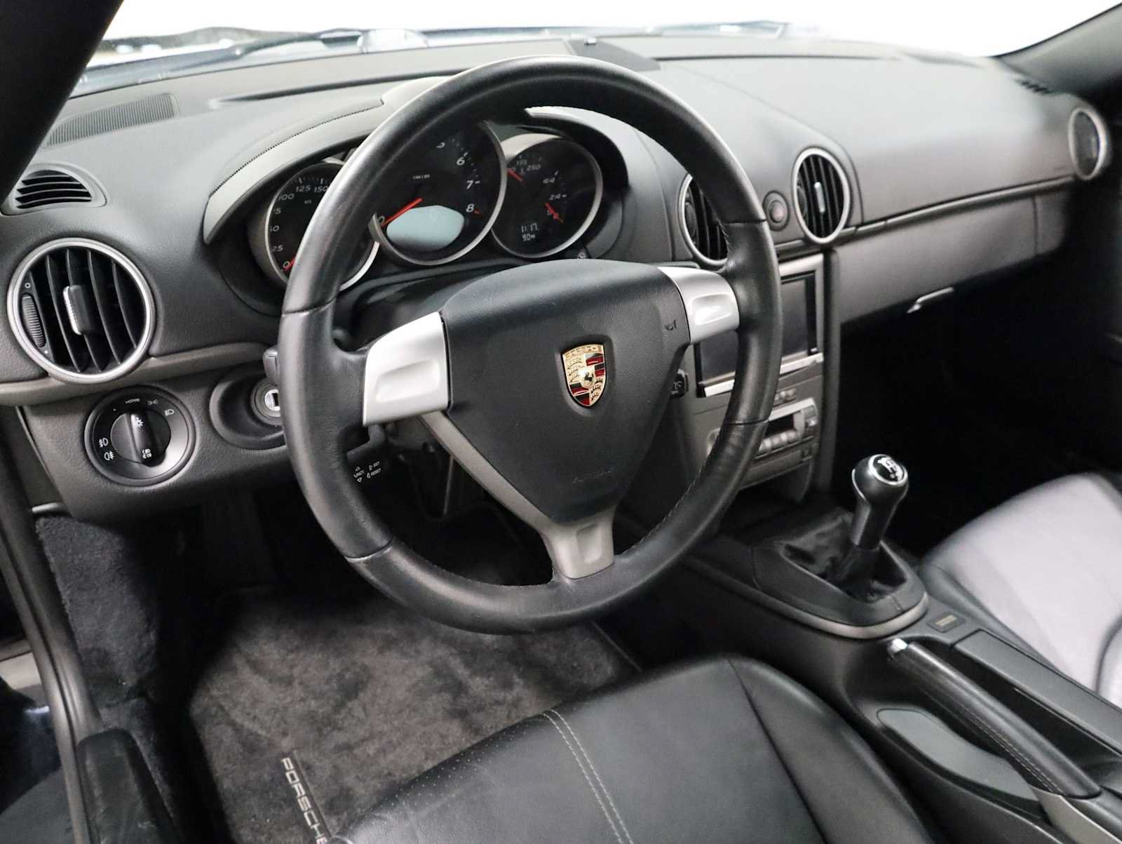Used 2007 Porsche Cayman RWD image 4