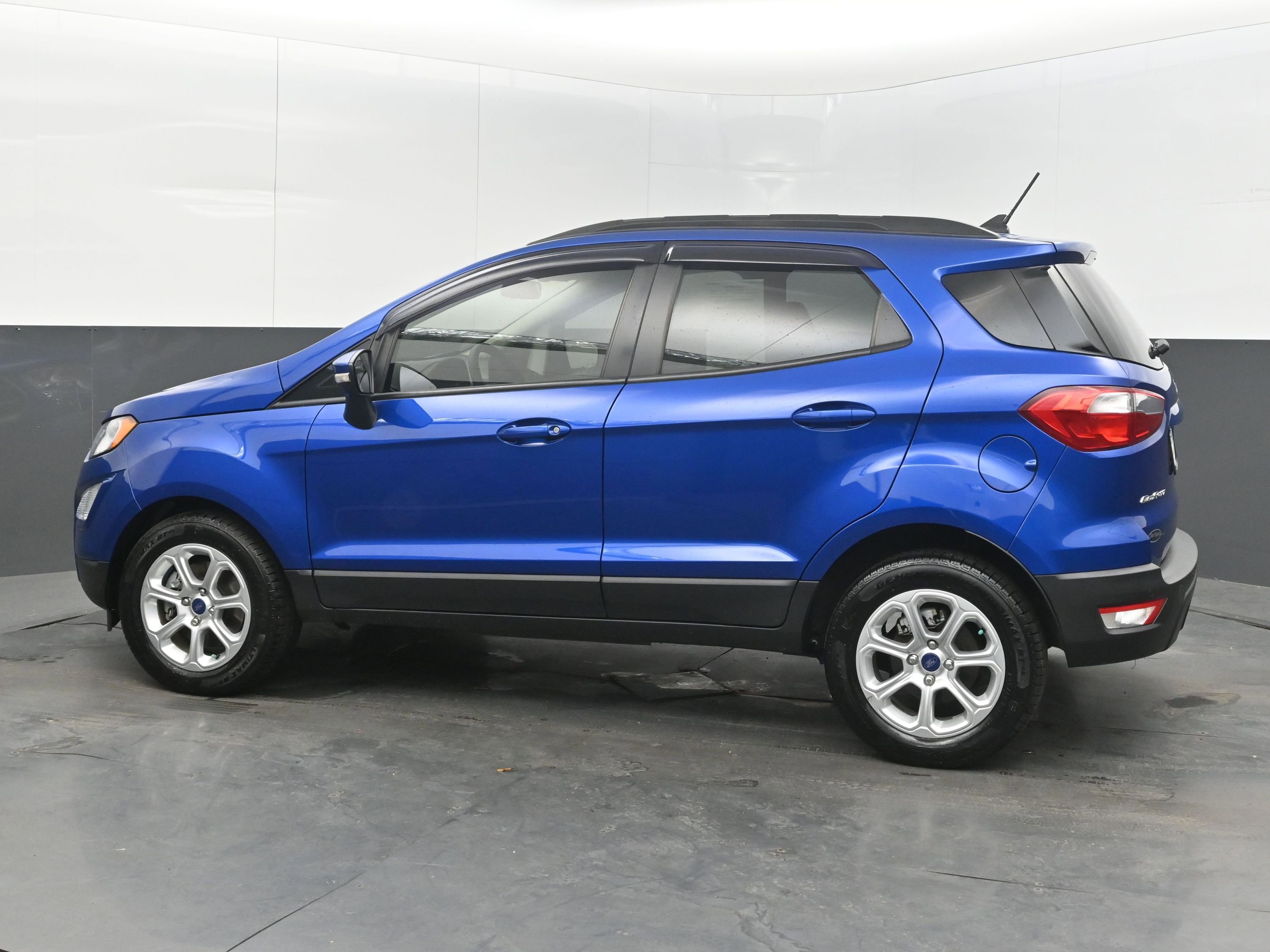 Used 2021 Ford EcoSport SE w/ SE Convenience Package FWD image 7