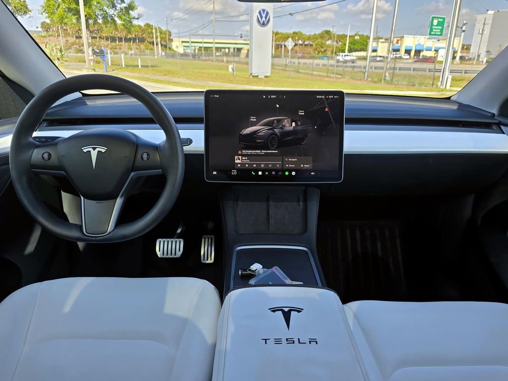 Used 2023 Tesla Model Y Long Range image 12