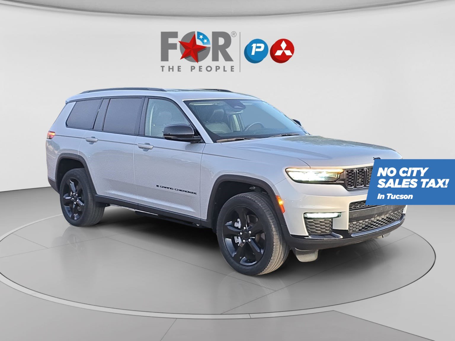 Used 2023 Jeep Grand Cherokee L Limited w/ Black Appearance Package AWD/4WD image 1