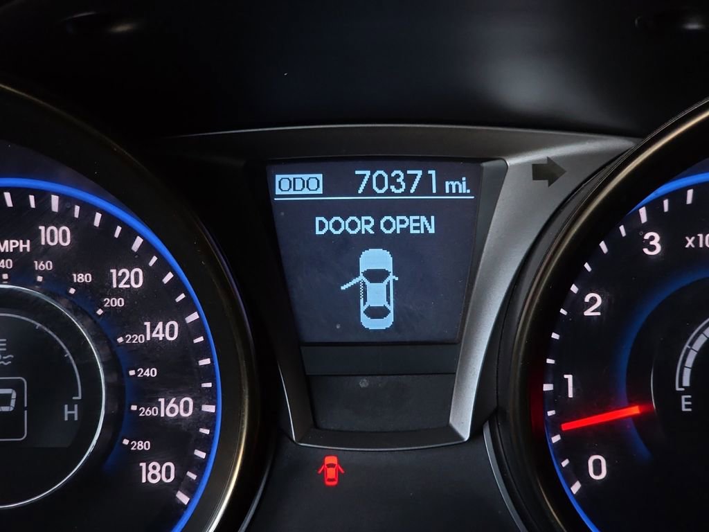 Used 2015 Hyundai Genesis 3.8 image 33