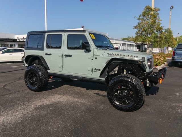 Used 2024 Jeep Wrangler Unlimited Sport image 12