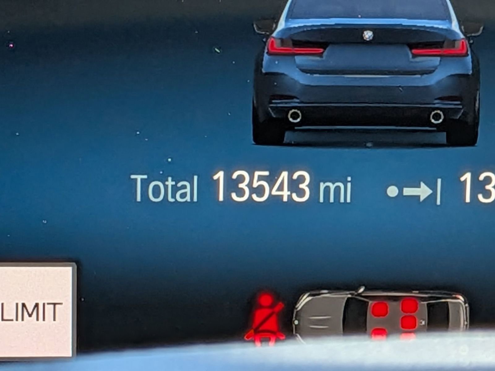 Used 2023 BMW 330i Sedan w/ Driving Assistance Package image 22