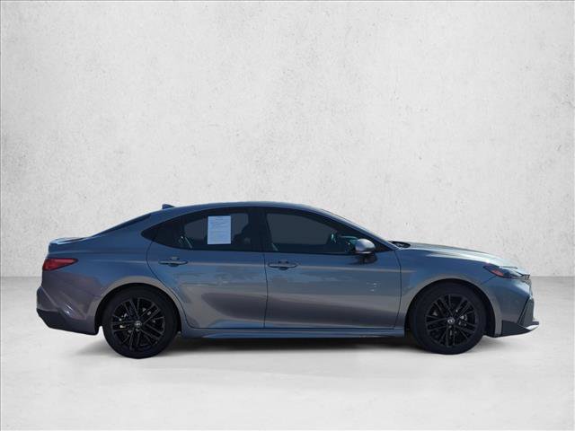 Used 2026 Toyota Camry SE FWD image 4