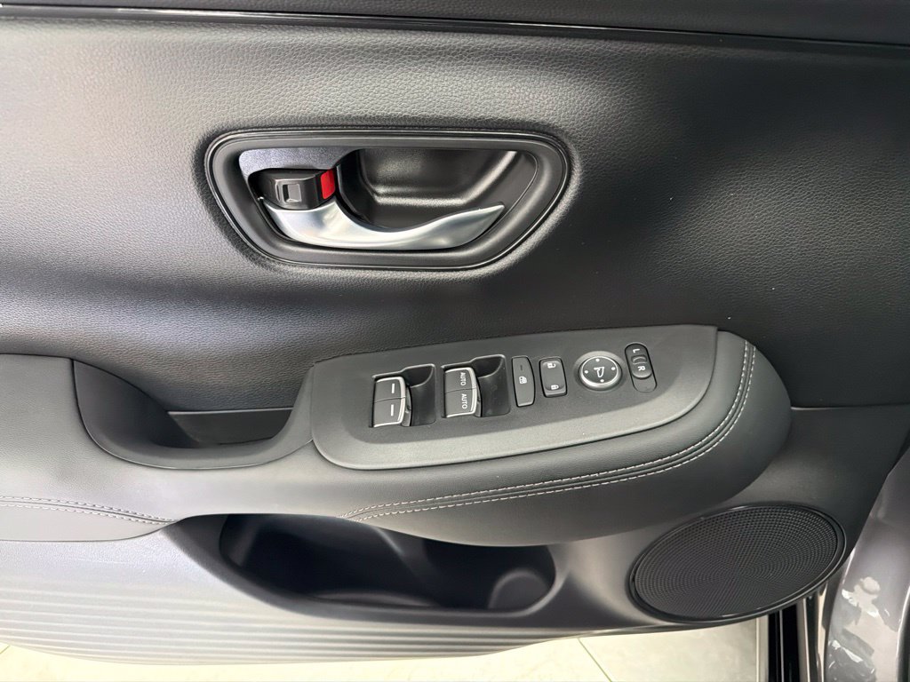 Used 2026 Honda HR-V EX-L image 17