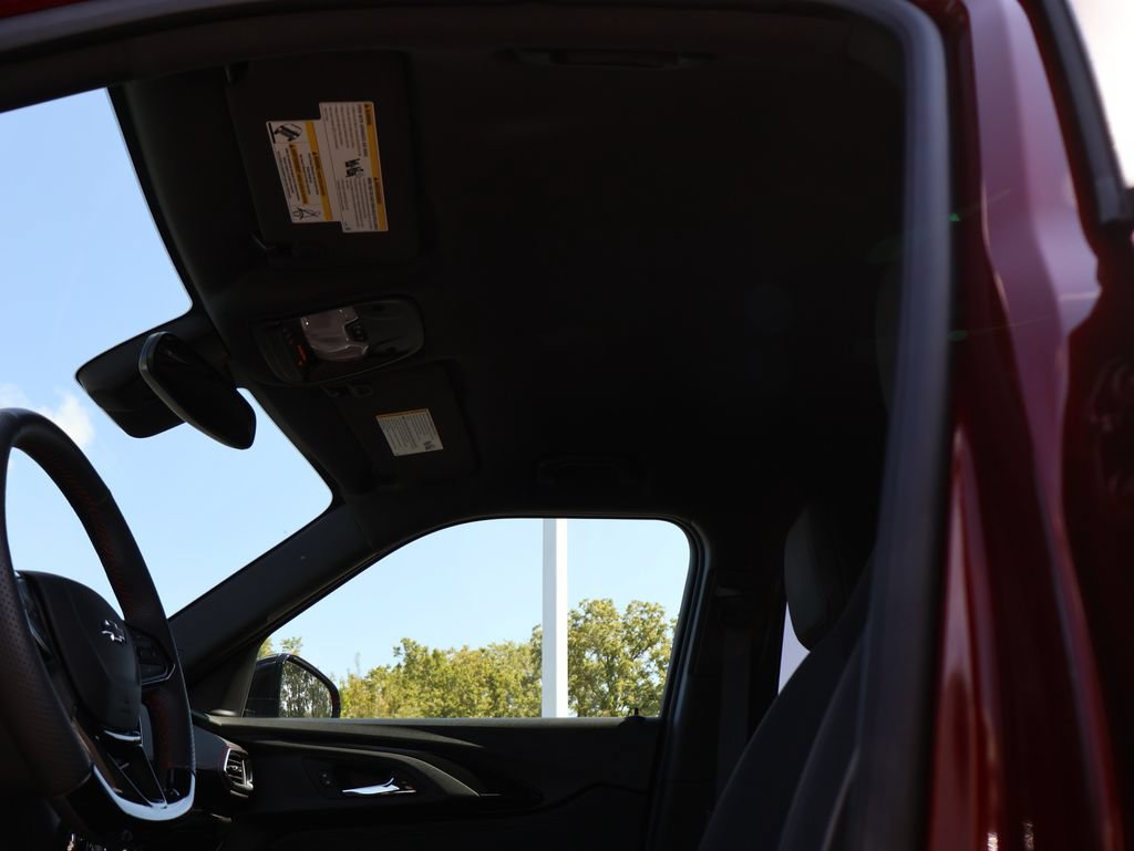 Used 2023 Chevrolet TrailBlazer RS w/ Convenience Package FWD image 33