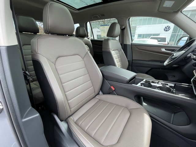 New 2025 Volkswagen Atlas SEL image 29