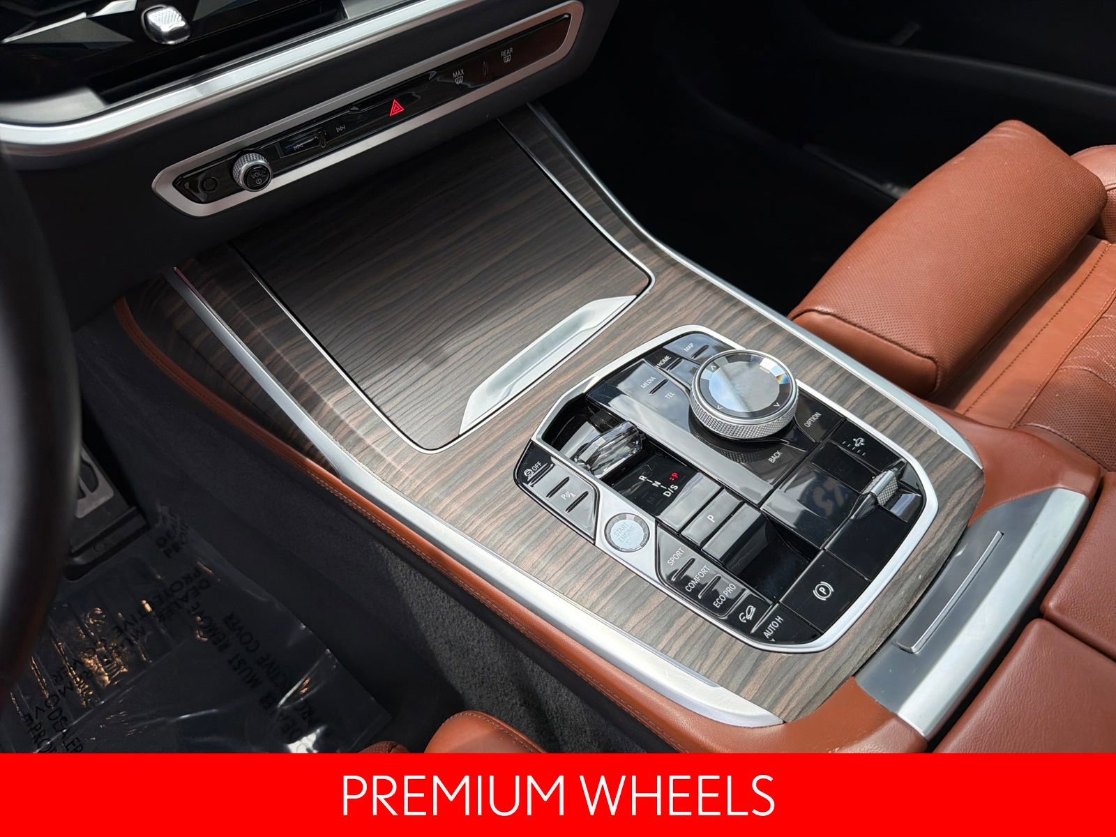 Used 2023 BMW X7 M60i w/ Executive Package image 19