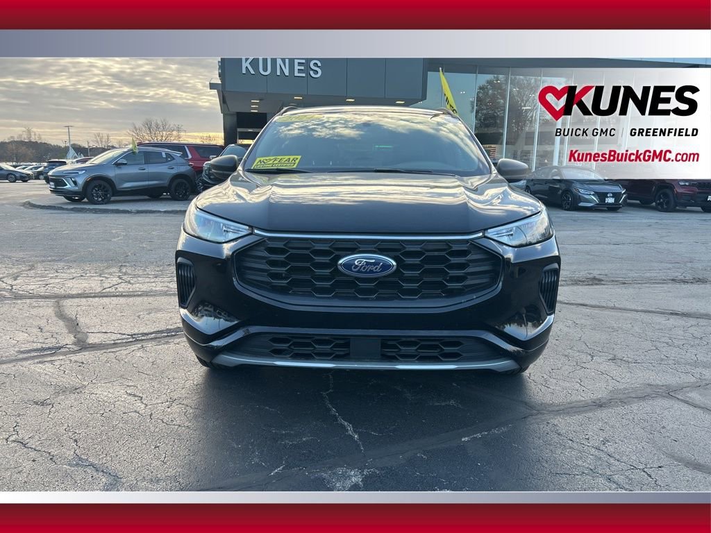 Used 2024 Ford Escape ST-Line image 14
