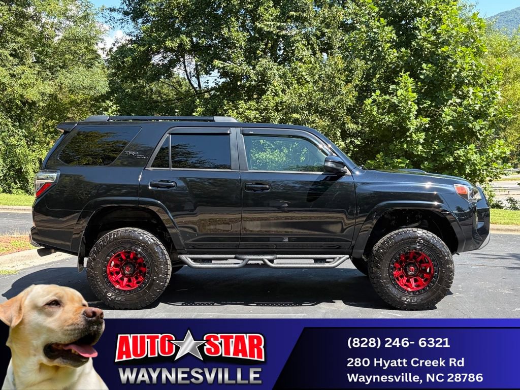 Used 2024 Toyota 4Runner TRD Off-Road Premium w/ 4Runner Black Package (TMS) AWD/4WD image 3