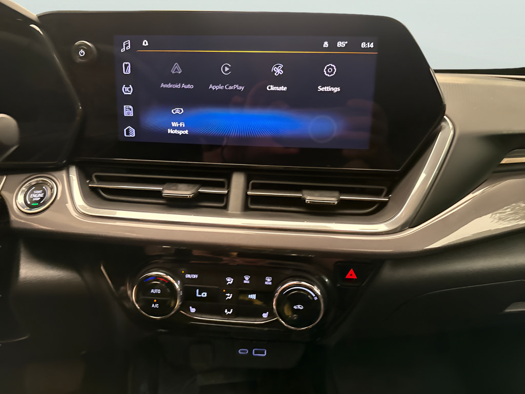 Used 2024 Chevrolet Trax ACTIV w/ Sunroof Package FWD image 26