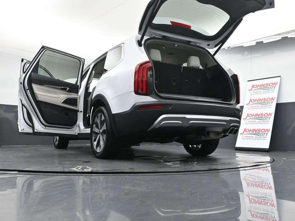 Used 2022 Kia Telluride EX w/ EX Premium Package image 46