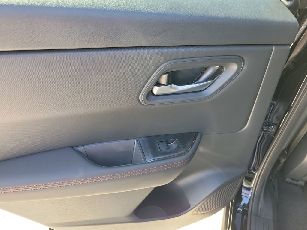 New 2026 Nissan Rogue SV AWD/4WD image 15