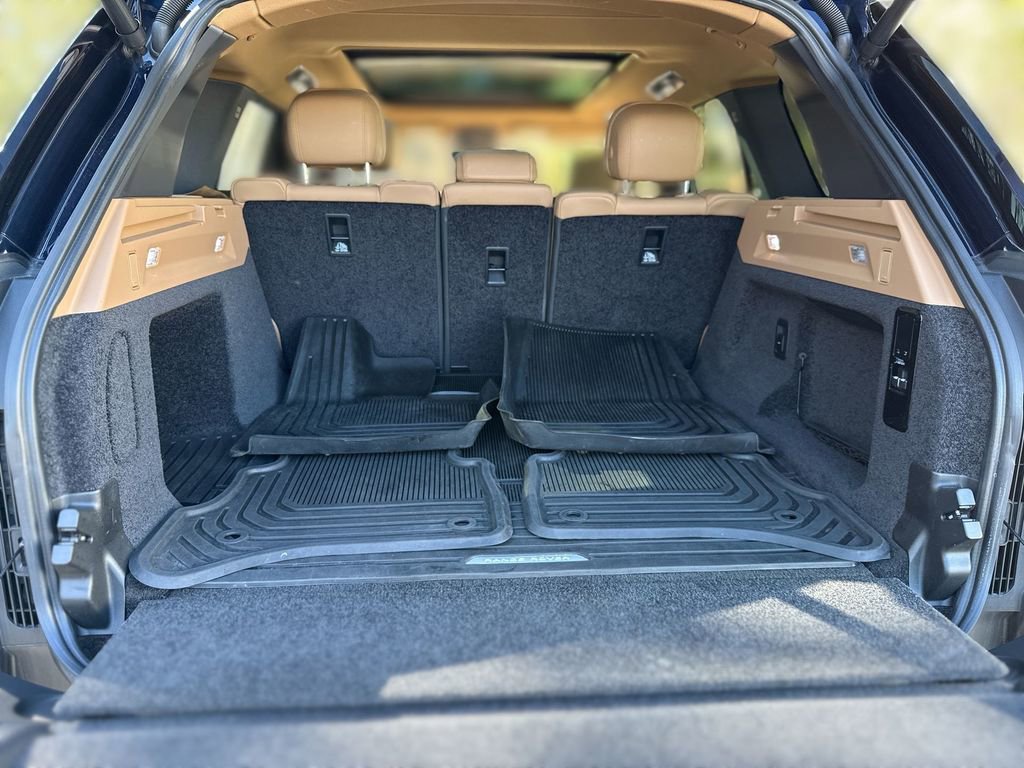 Used 2023 Land Rover Range Rover SE image 20