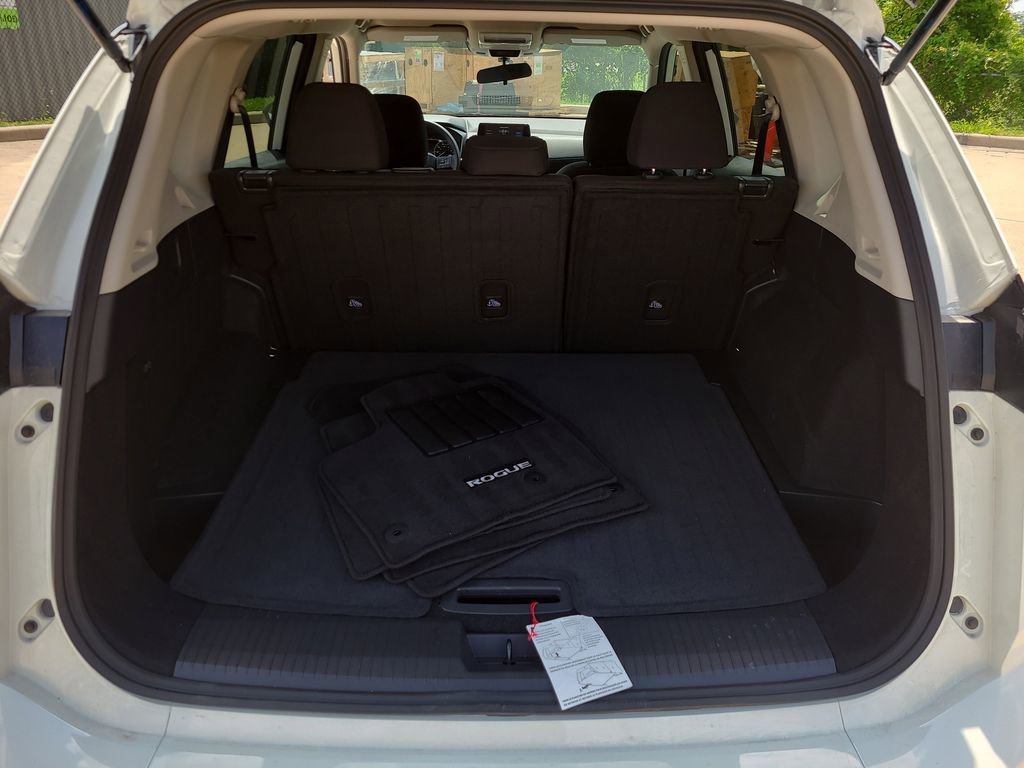 Certified 2026 Nissan Rogue S FWD image 7