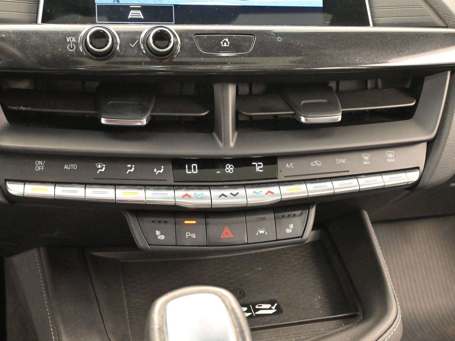 Certified 2022 Cadillac CT4 Luxury w/ Sun And Sound Package image 23