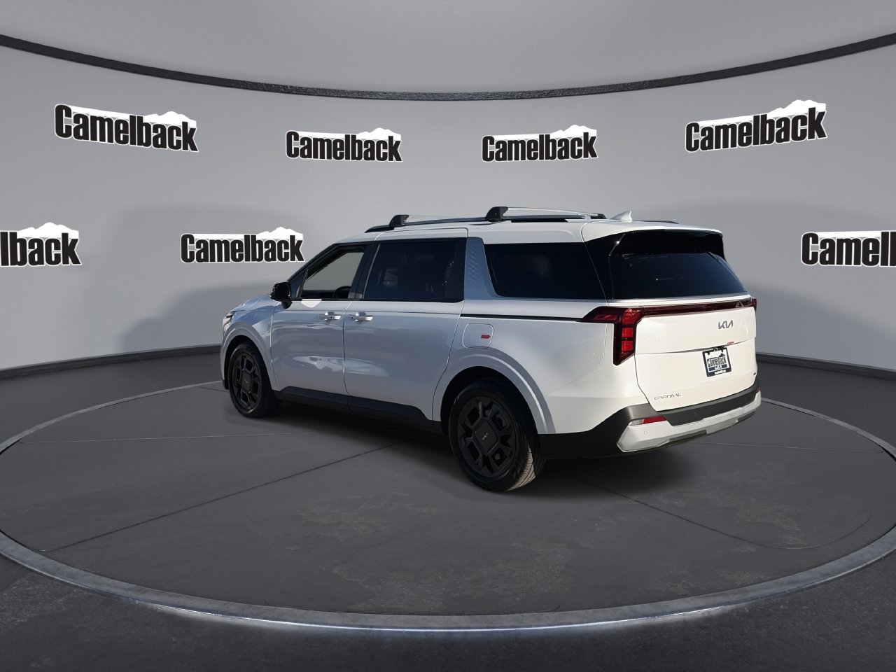 Certified 2026 Kia Carnival EX FWD image 5