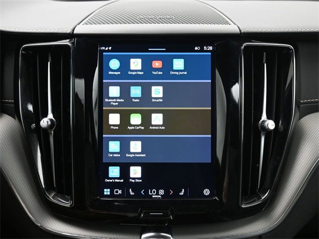 Used 2022 Volvo XC60 B6 R-Design w/ Protection Package Premier image 19