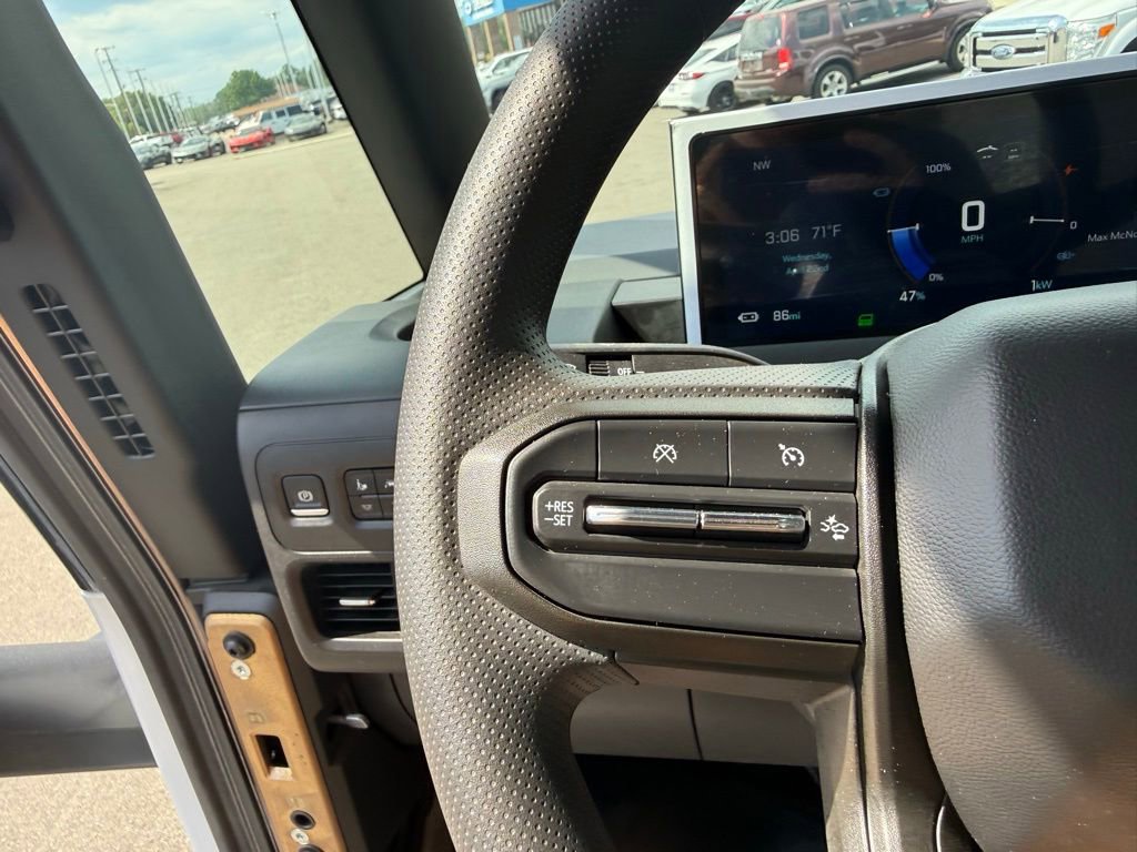 Used 2024 Chevrolet Brightdrop 400 w/ Commercial Equipment Package AWD/4WD image 12