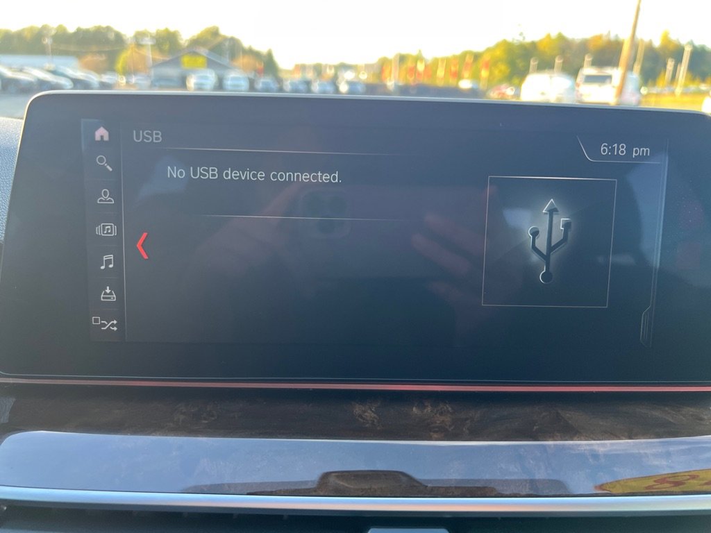 Used 2018 BMW 530i xDrive image 26