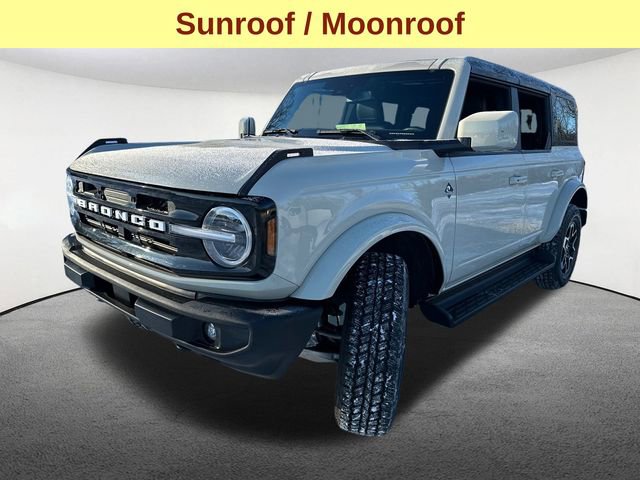 Used 2025 Ford Bronco Outer Banks image 5