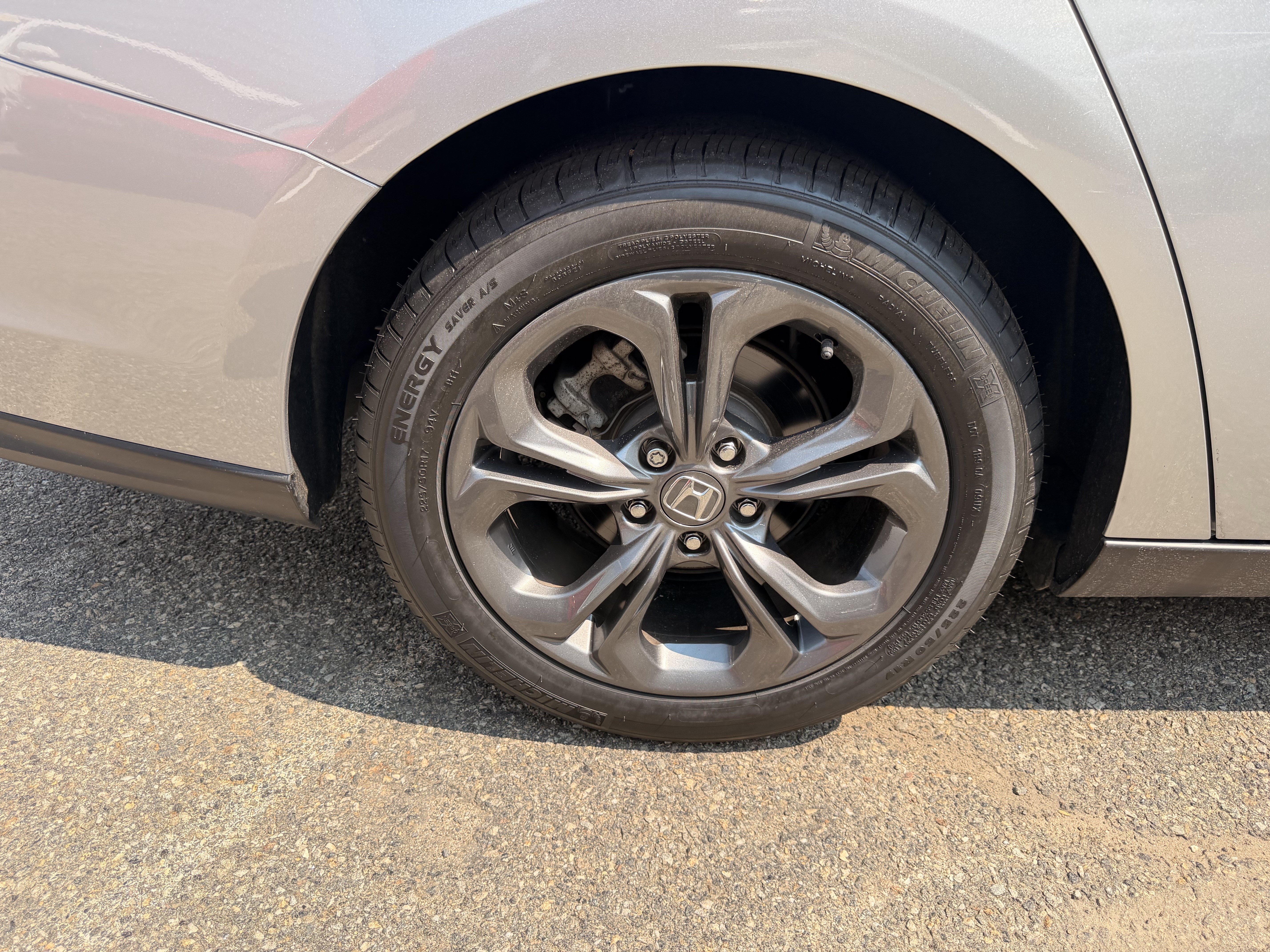 Certified 2024 Honda Accord EX image 9