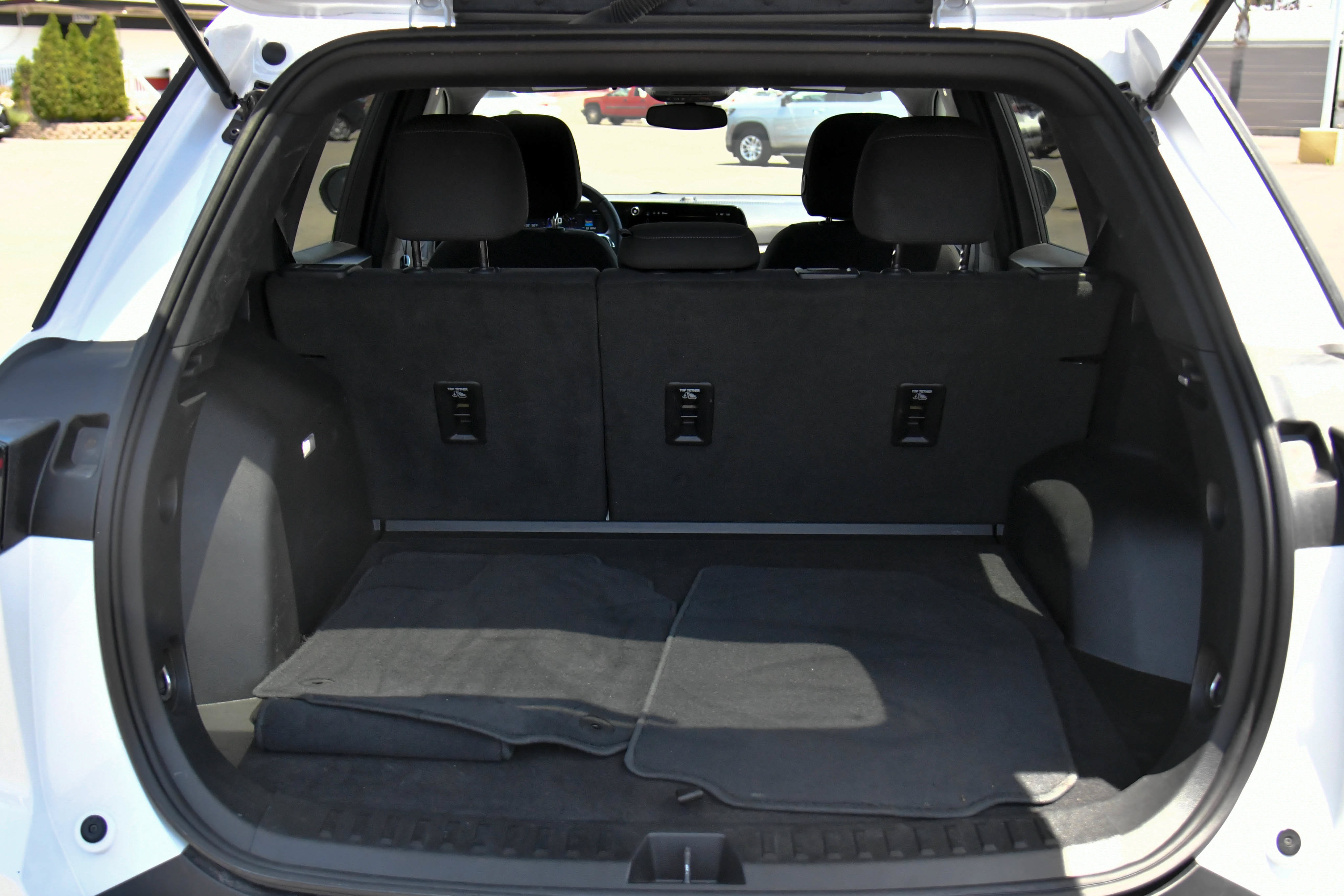 Used 2025 Chevrolet Equinox LT FWD image 41