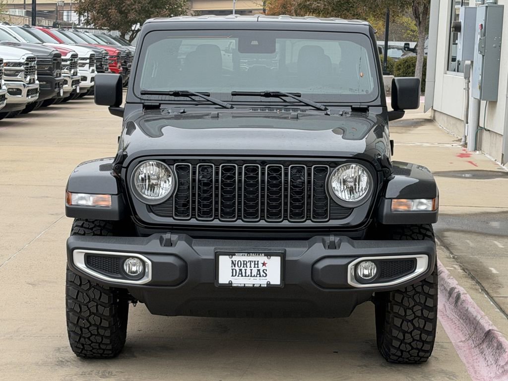 New 2025 Jeep Gladiator Sport image 3