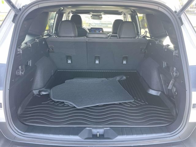 Used 2026 Subaru Outback Limited image 8