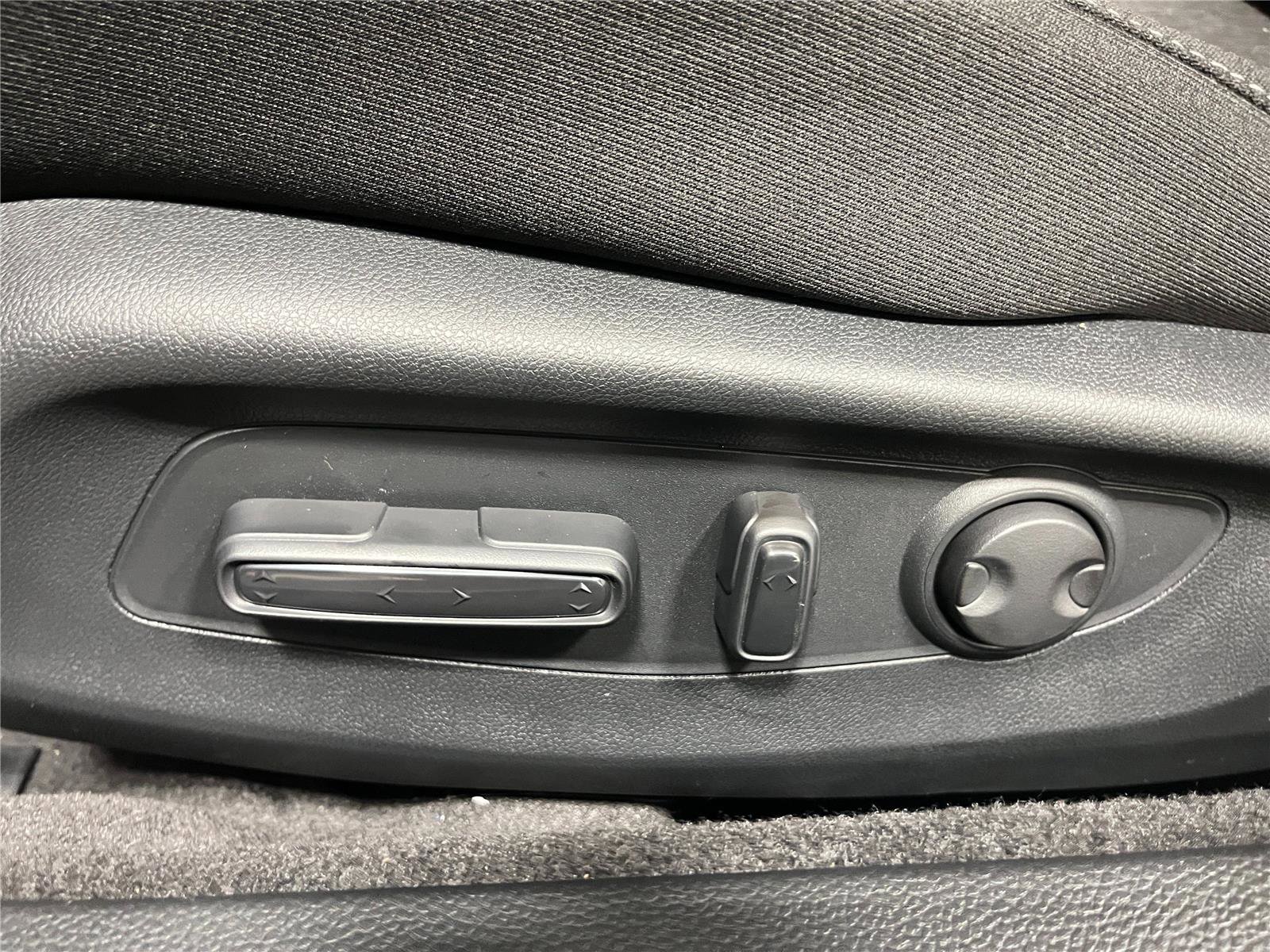 New 2025 Honda Accord SE image 13