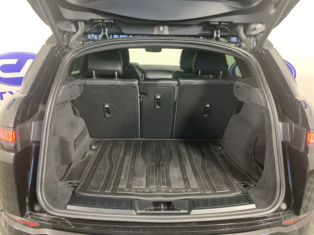 Used 2020 Land Rover Range Rover Evoque SE image 37