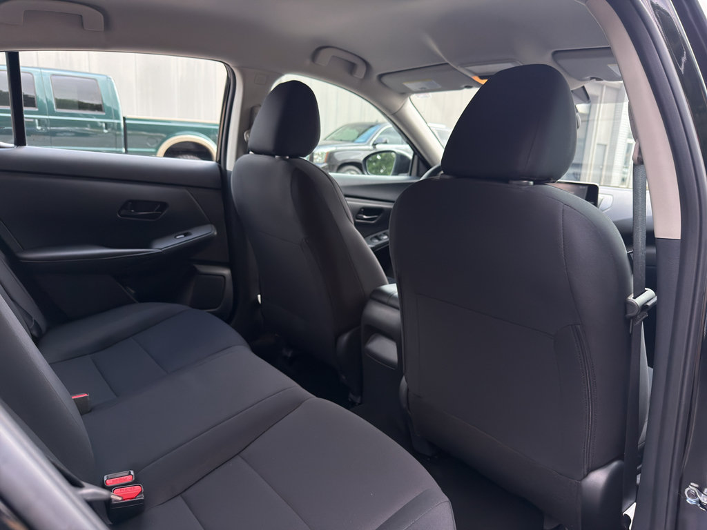 Certified 2025 Nissan Sentra S FWD image 17