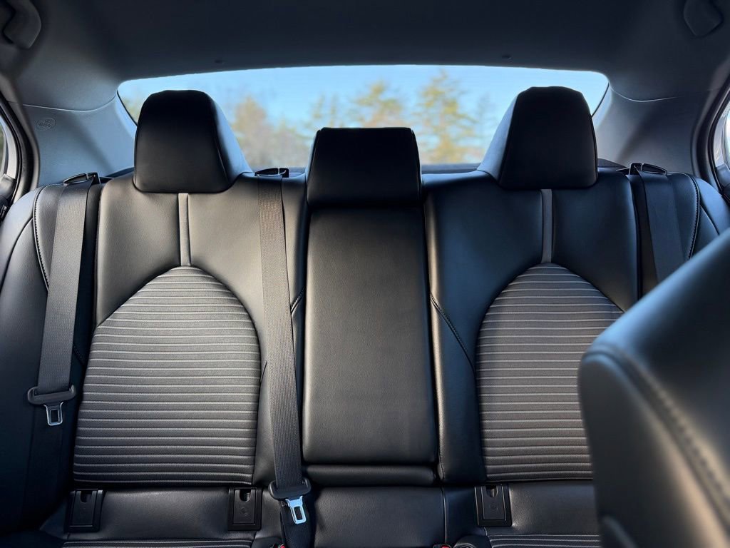 Used 2023 Toyota Camry SE image 23