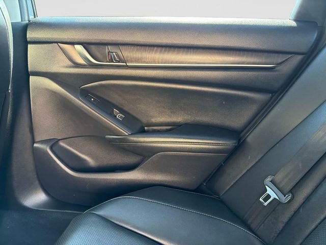 Used 2021 Honda Accord Touring image 15