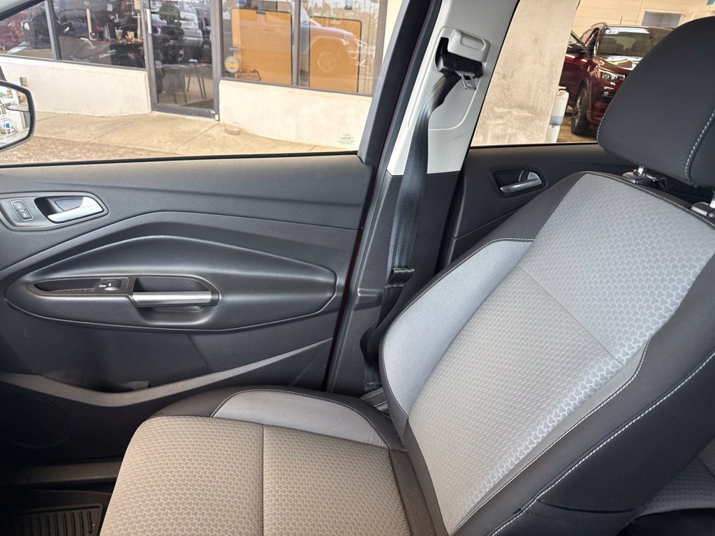 Used 2017 Ford Escape SE AWD/4WD image 24