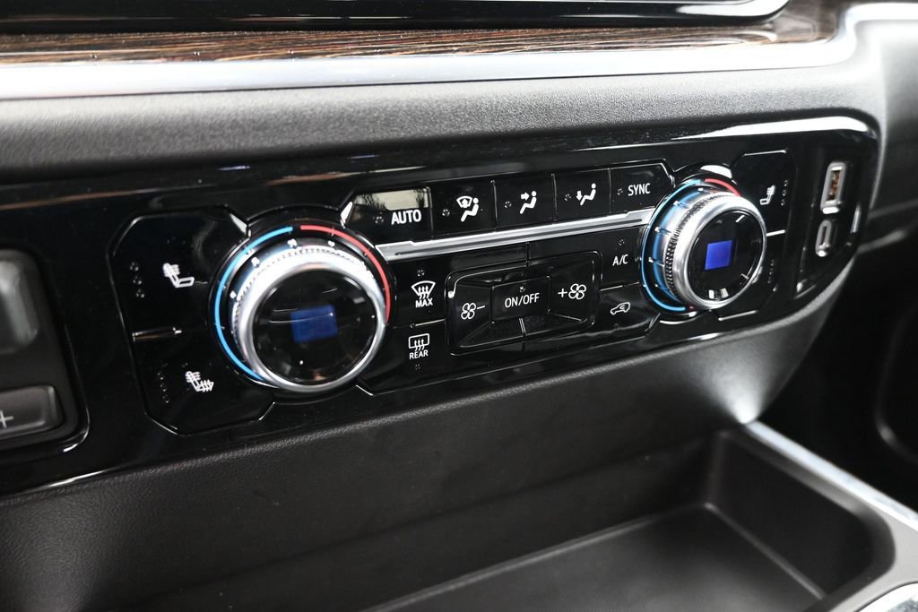 Used 2026 GMC Sierra 1500 Elevation w/ Elevation Premium Package AWD/4WD image 18