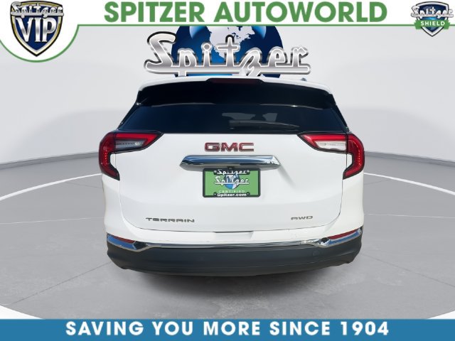Used 2024 GMC Terrain SLT AWD/4WD image 13
