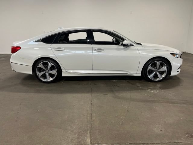 Used 2020 Honda Accord Touring video 2