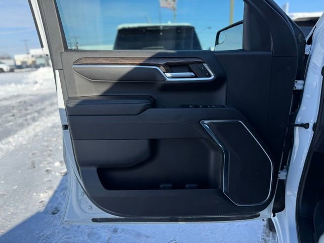 Used 2023 GMC Sierra 1500 SLE w/ X31 Off-Road Package image 12