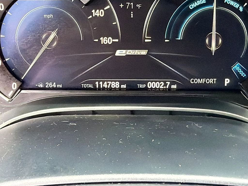 Used 2018 BMW 530e image 39