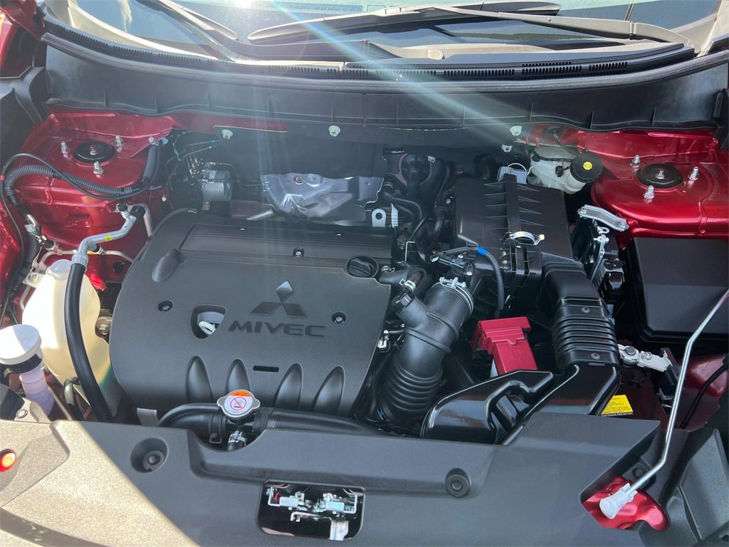 Used 2025 Mitsubishi Outlander Sport SE image 9