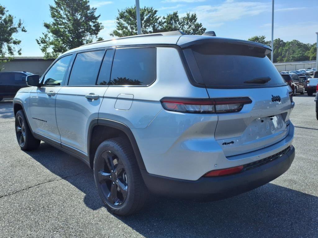 New 2025 Jeep Grand Cherokee L Limited w/ Luxury Tech Group II image 7