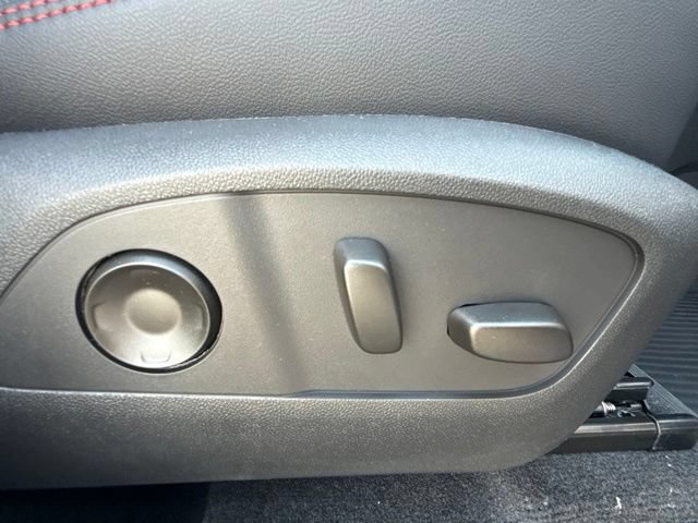 New 2026 Chevrolet Traverse RS w/ LPO, Floor Liner Package AWD/4WD image 41