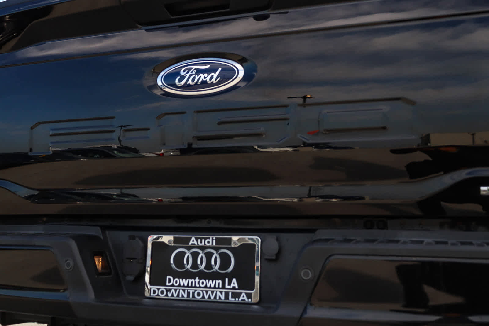 Used 2022 Ford F150 XLT w/ Equipment Group 302A High image 12