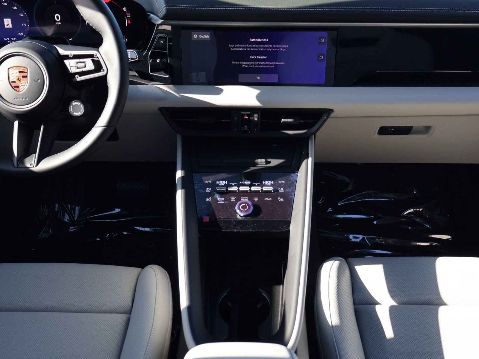 New 2026 Porsche Macan Electric image 20