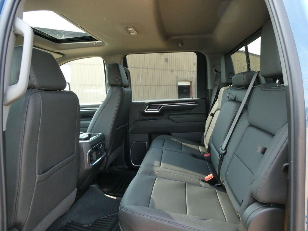 New 2026 Chevrolet Silverado 2500 LTZ AWD/4WD image 13