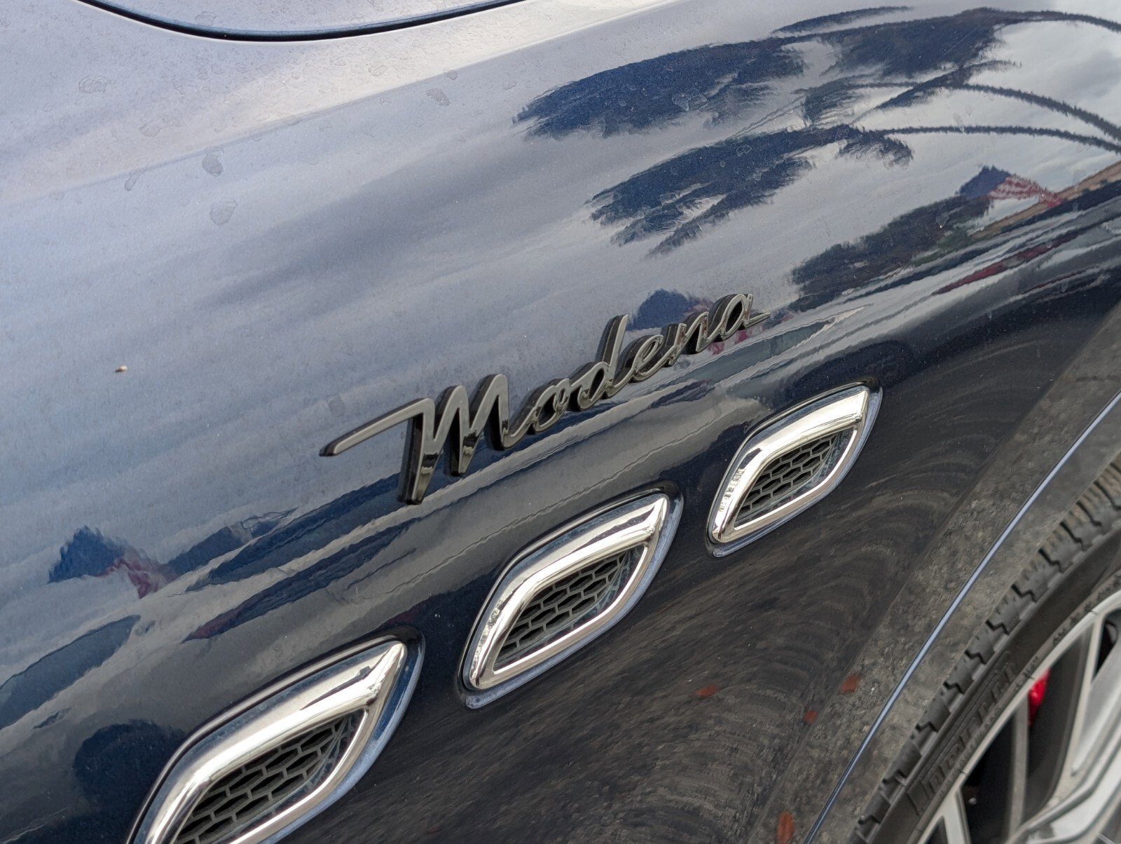 Used 2022 Maserati Levante Modena image 17